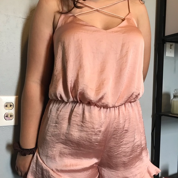 Doesn’t fit good anymore - Picture 1 of 3